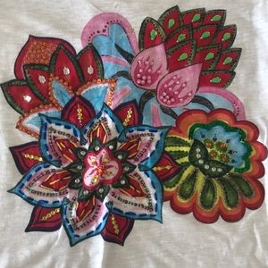 Artsy Desigual tee with sequins